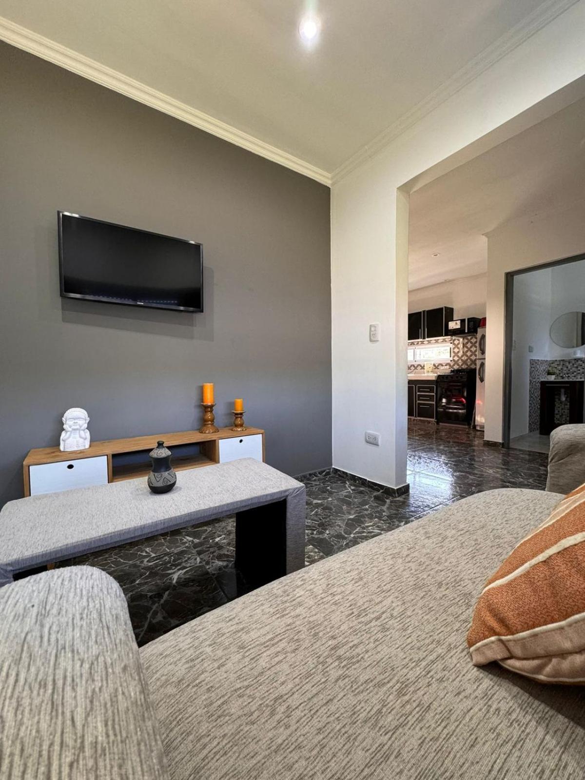 Aguilablancacanuela Apartment